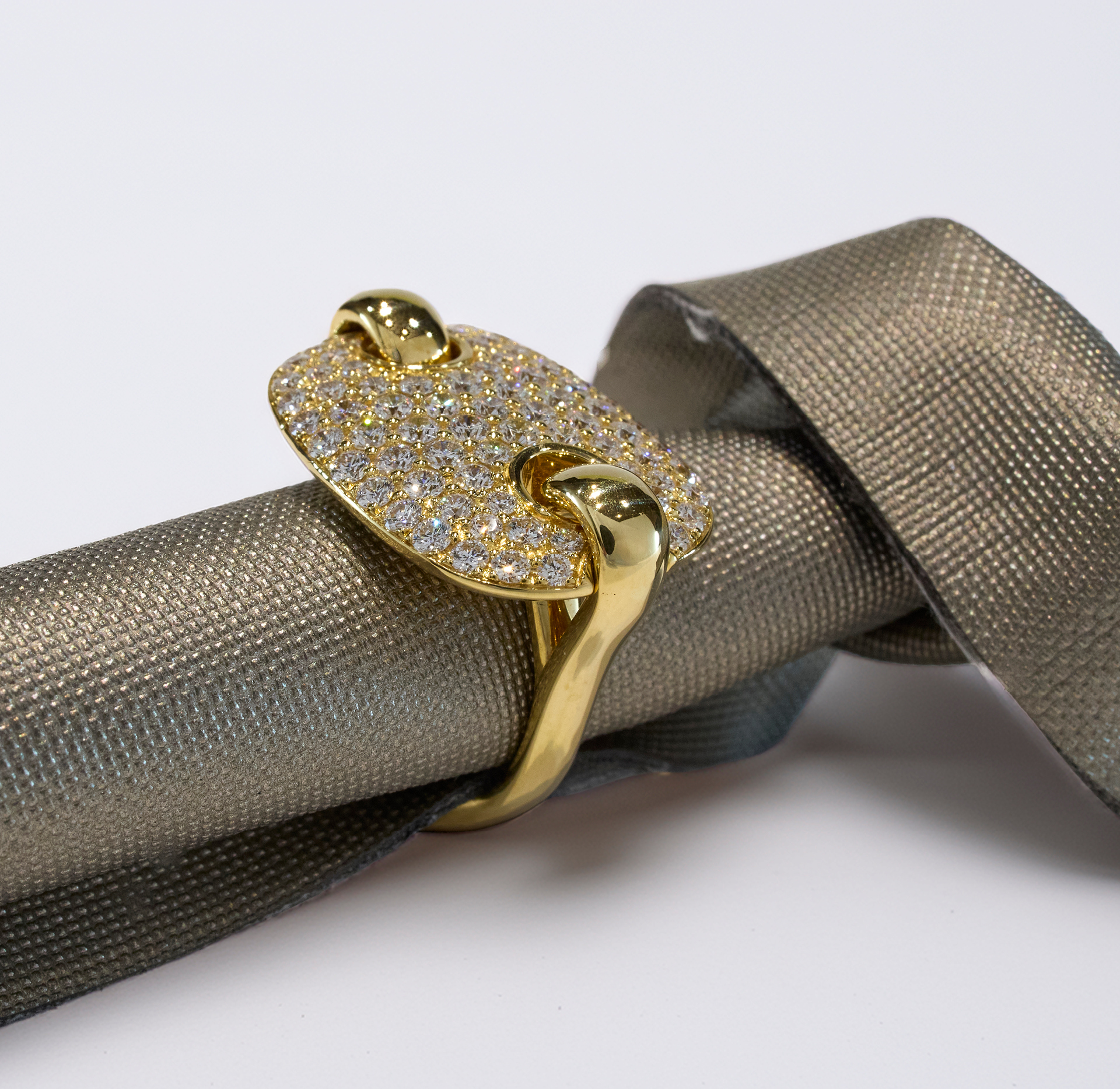 Crivelli Anello Pavé
