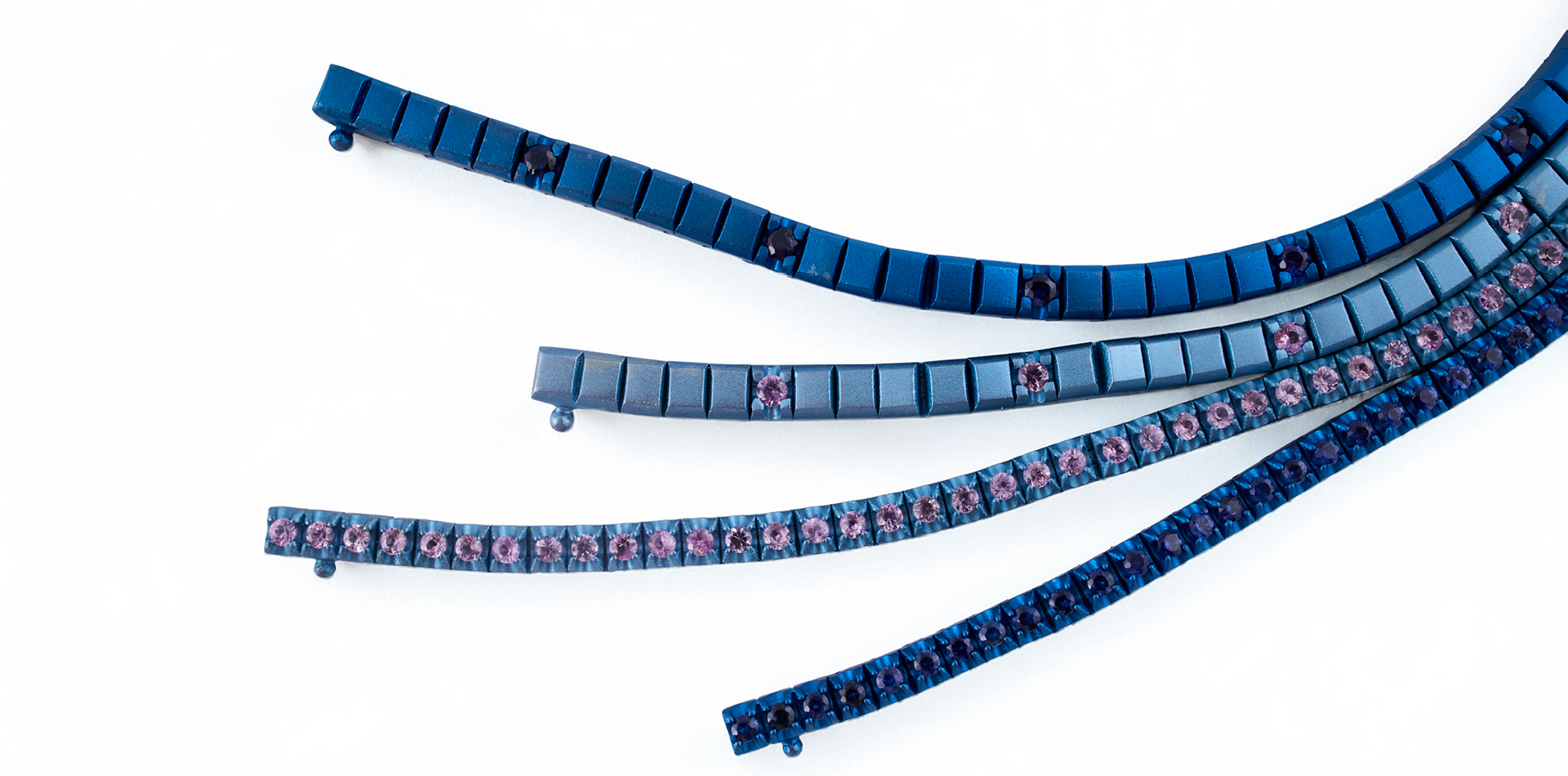 Mano J Bracciali a Maglia Quadrata